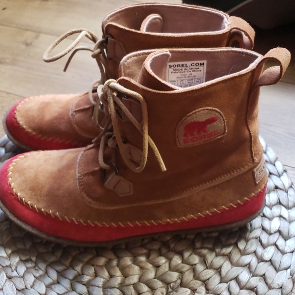 Sorel Shoes - Sorel suede boots sz 9.5